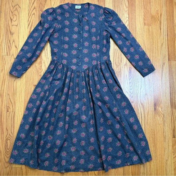 LAURA ASHLEY Vintage 80s Long Sleeve Floral Button Down Puff Shoulder Midi Dress - Picture 10 of 17